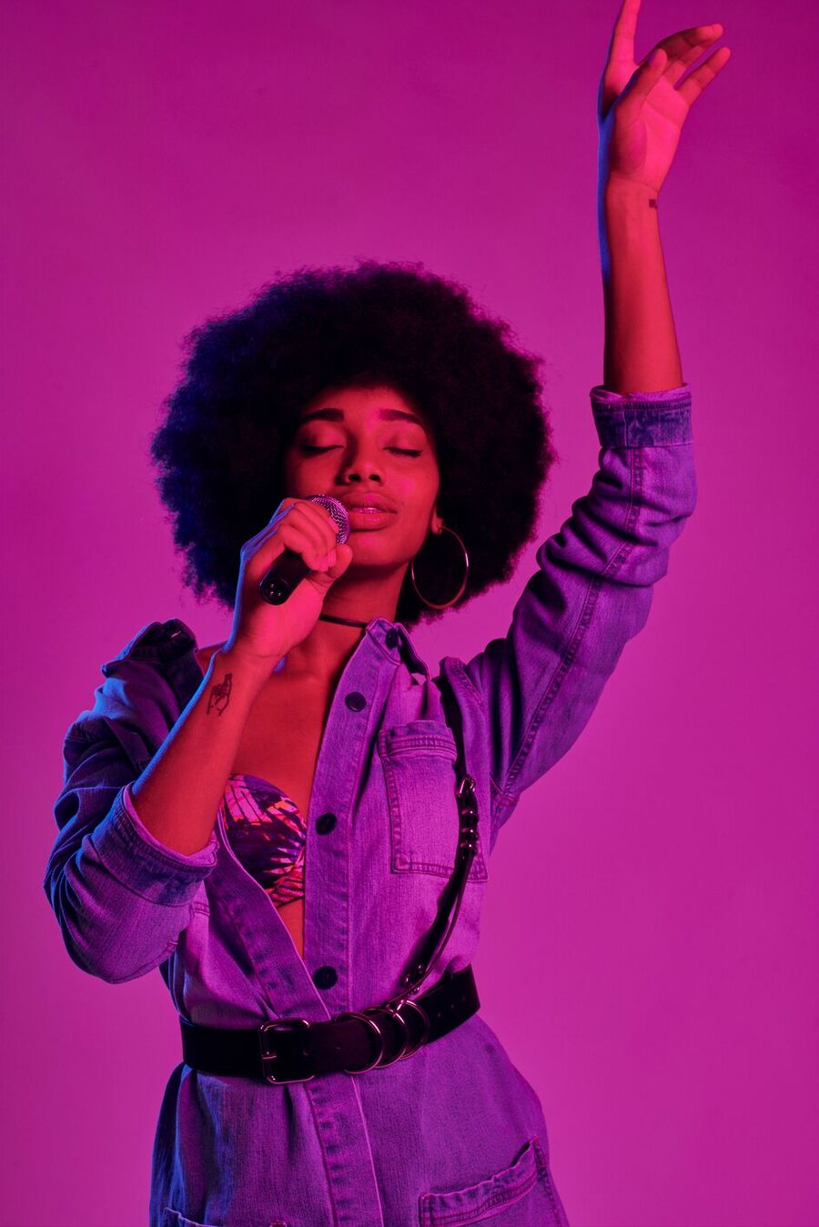 A performer engaging the PHXMF audience